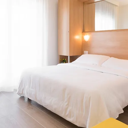 Hotel Mediterraneo 4*