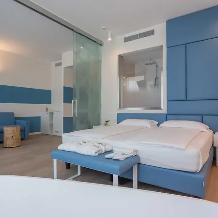 ホテル メディテラーネオ ソットマリーナ