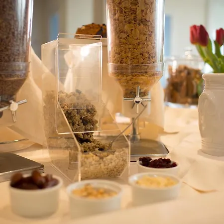 メディテラーネオ 4*